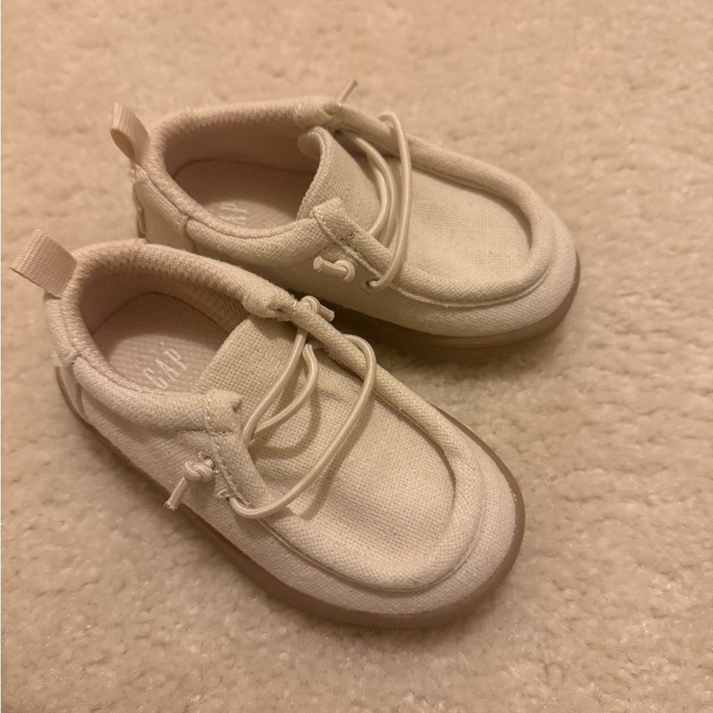 NEW Baby GAP Tan Moccasins